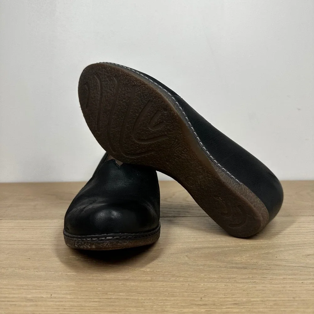 Dansko Wedge Shoes Women 6 Black Leather Slip On Comfort Minimalist Workwear